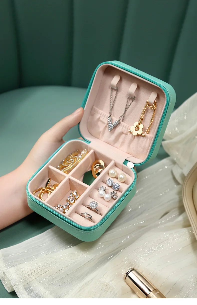💍 Mini Jewelry Storage Box – Keep Your Sparkle Safe, Wherever You Go ✈️✨