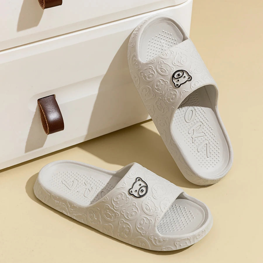 Summer Fashion Bear Print Slippers – Unisex Non-Slip Indoor Bathroom Sandals