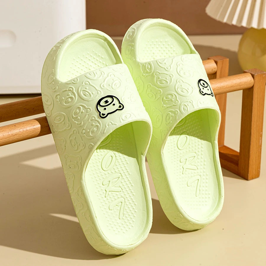 Summer Fashion Bear Print Slippers – Unisex Non-Slip Indoor Bathroom Sandals