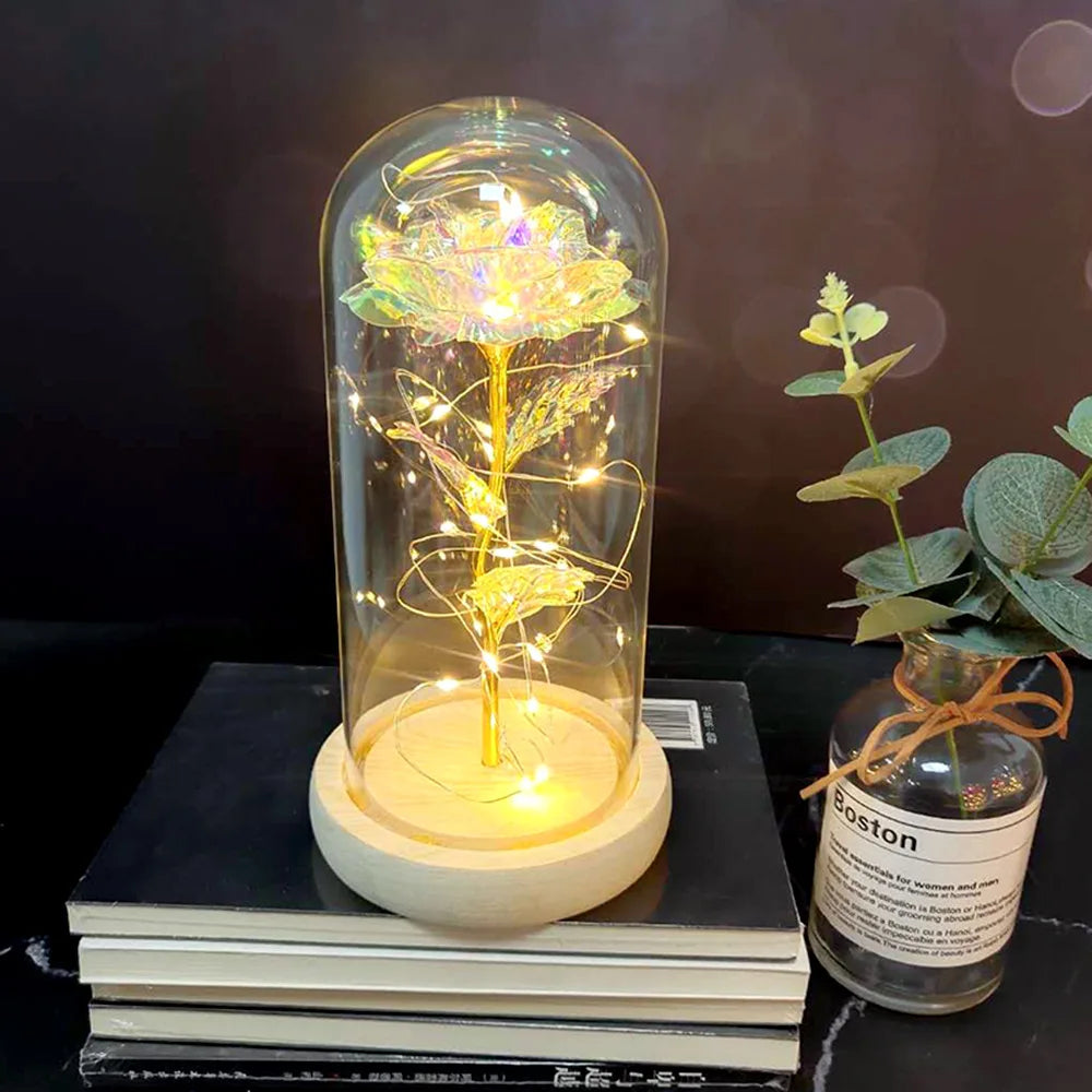 🌹 Szépség és Szörnyeteg Örök Rózsa Üvegkupóban LED-del 🌟 Örökké Megőrzött Természetes Virág – Tökéletes Valentin-napi, születésnapi és karácsonyi ajándék Neki 🎁