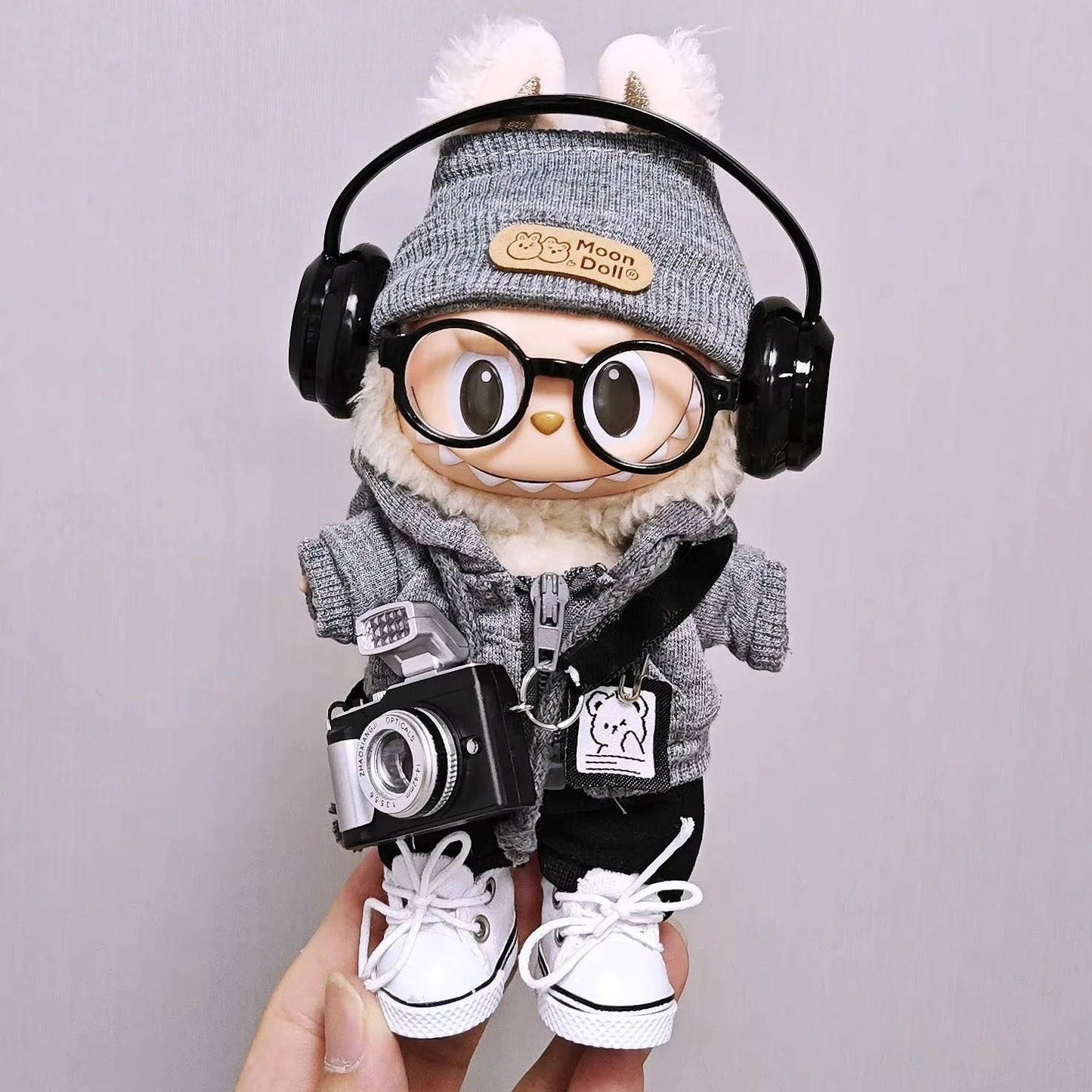 Labubu Universal Hoodie Set – Gray Outfit with Camera, Glasses & Shoes (15-17cm)