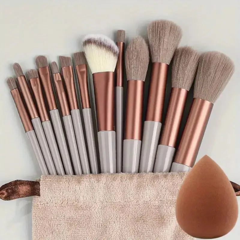 Professional Soft Makeup Brush Set – Fluffy Foundation, Powder, Eyeshadow & Blending Brushes