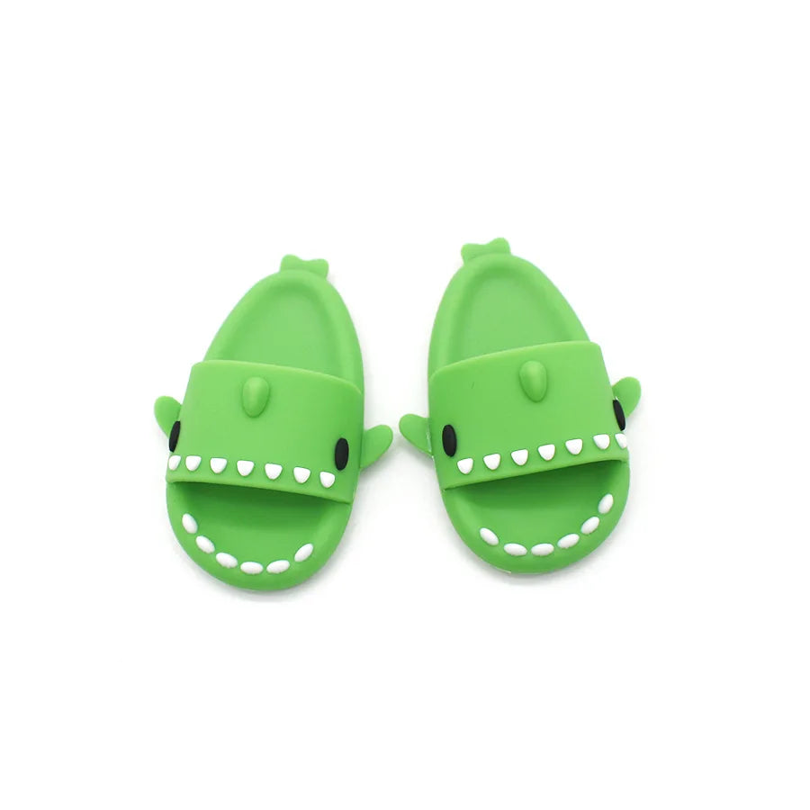 Labubu Shark Slippers – Cute Mini Beach Shoes for 15/17cm Dolls