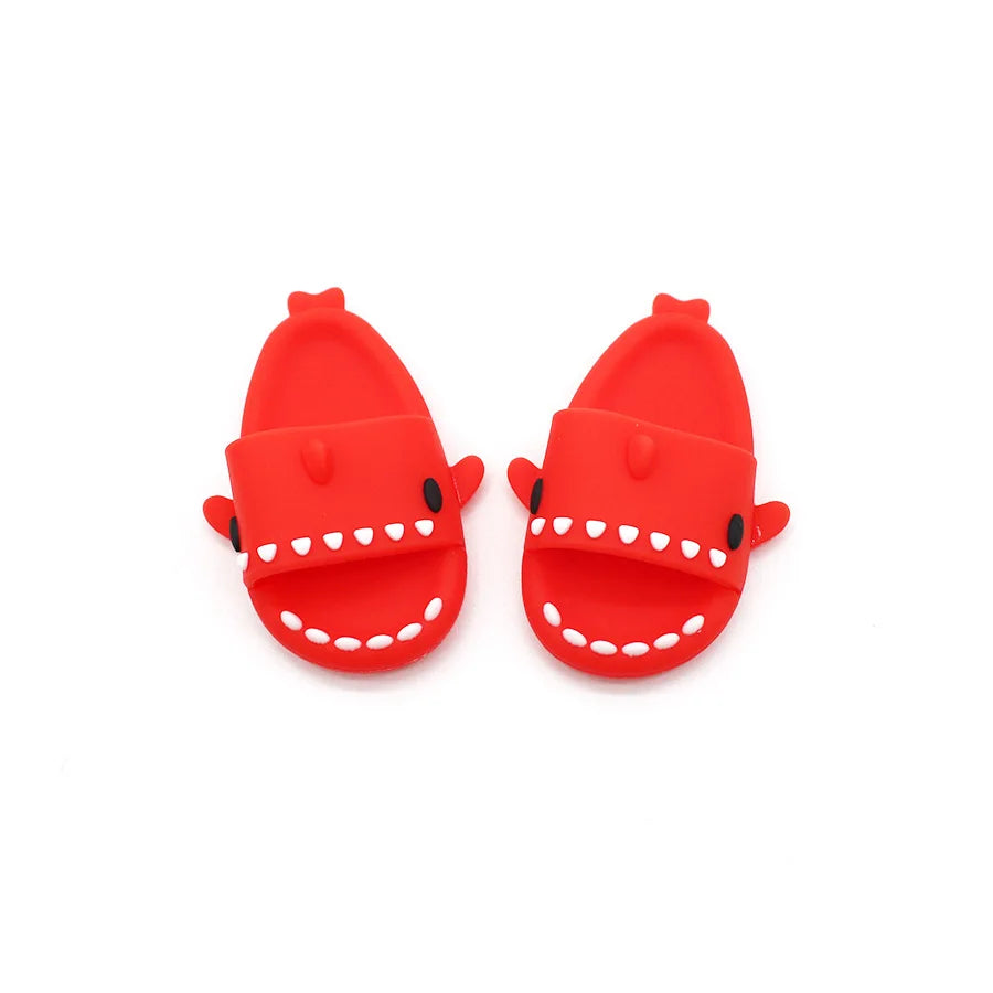 Labubu Shark Slippers – Cute Mini Beach Shoes for 15/17cm Dolls