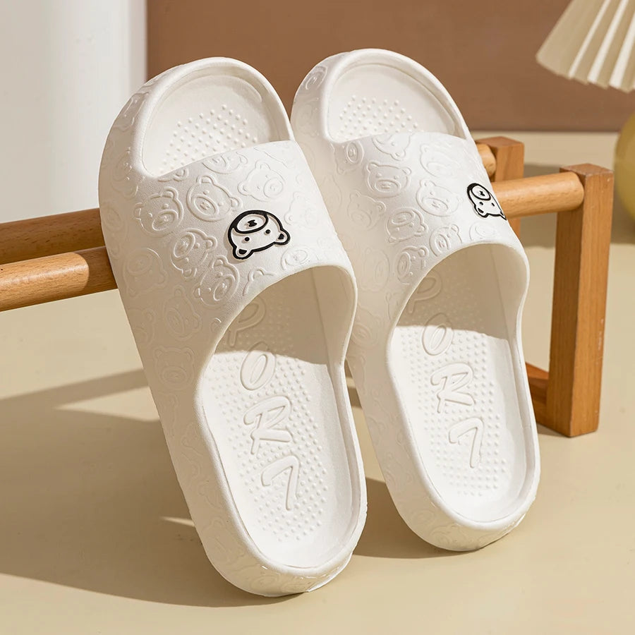 Summer Fashion Bear Print Slippers – Unisex Non-Slip Indoor Bathroom Sandals