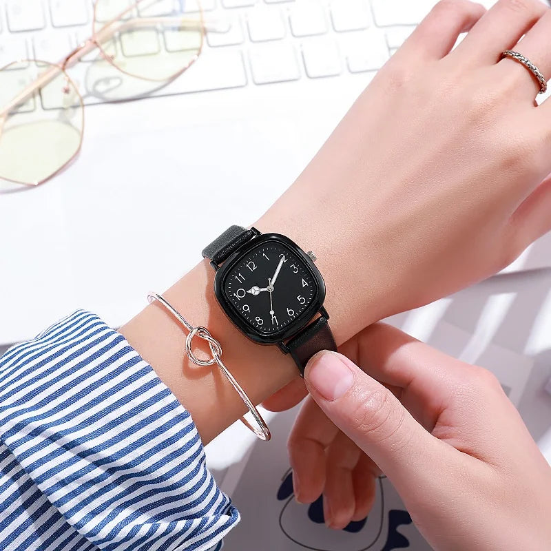 🐻 Fashion Brand Bear Women’s Quartz Watch – 2024 Casual Jelly Silicone Style