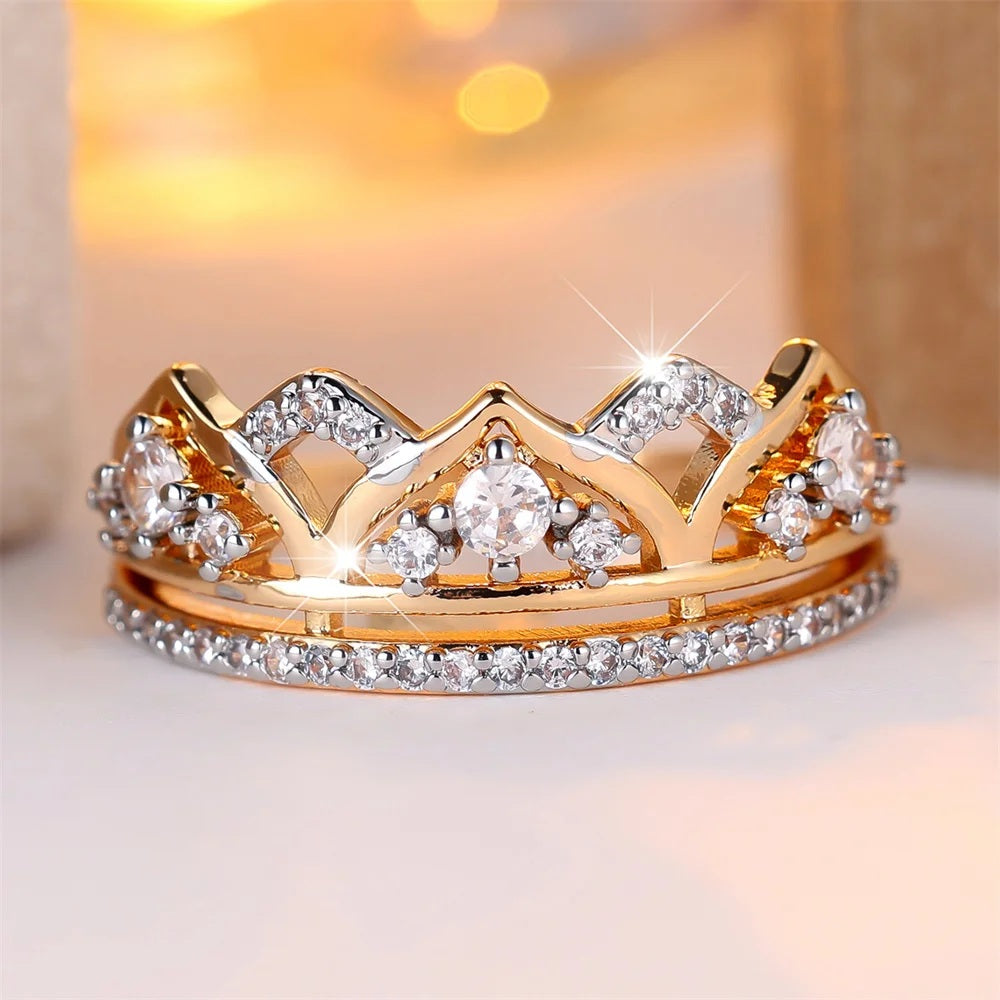 💎 White Zircon Queen Crown Ring