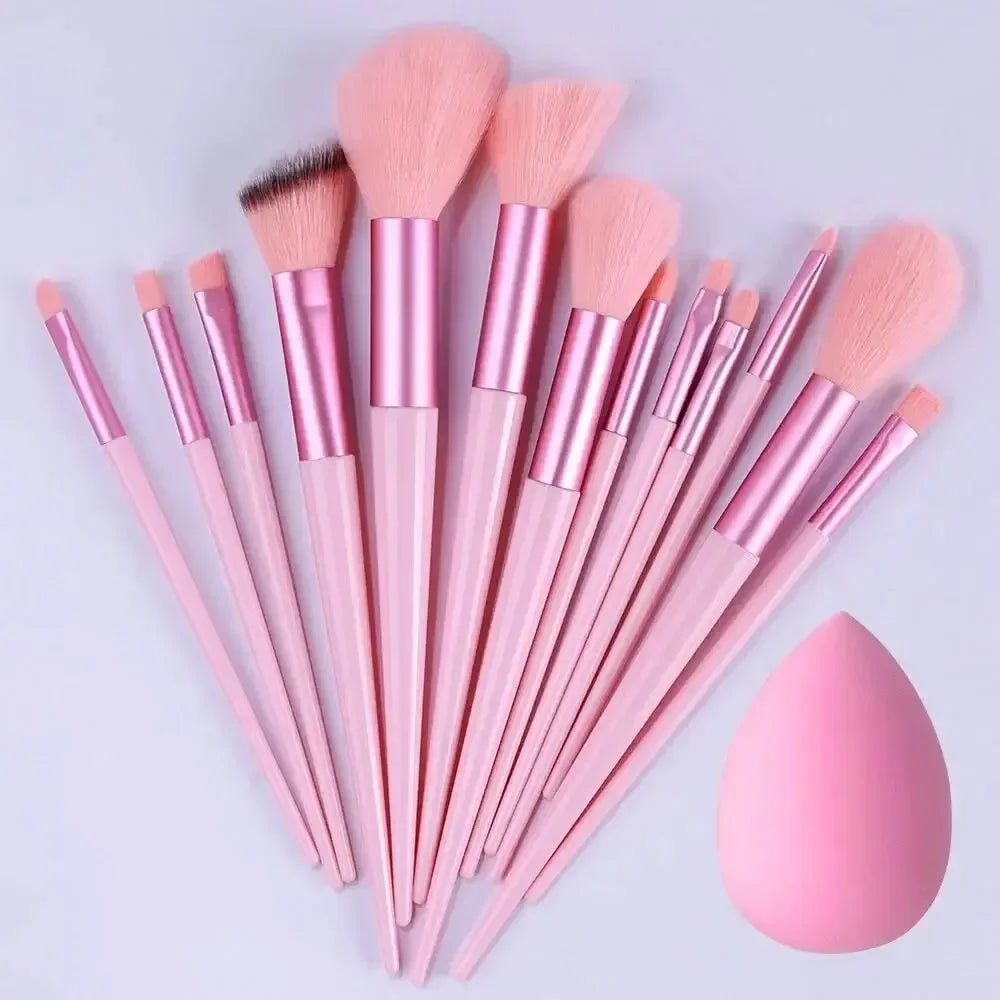 Professional Soft Makeup Brush Set – Fluffy Foundation, Powder, Eyeshadow & Blending Brushes