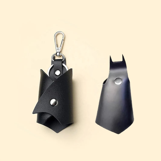 Superhero Bruce Wayne Cosplay Keychain – Black Leather Bat Pendant